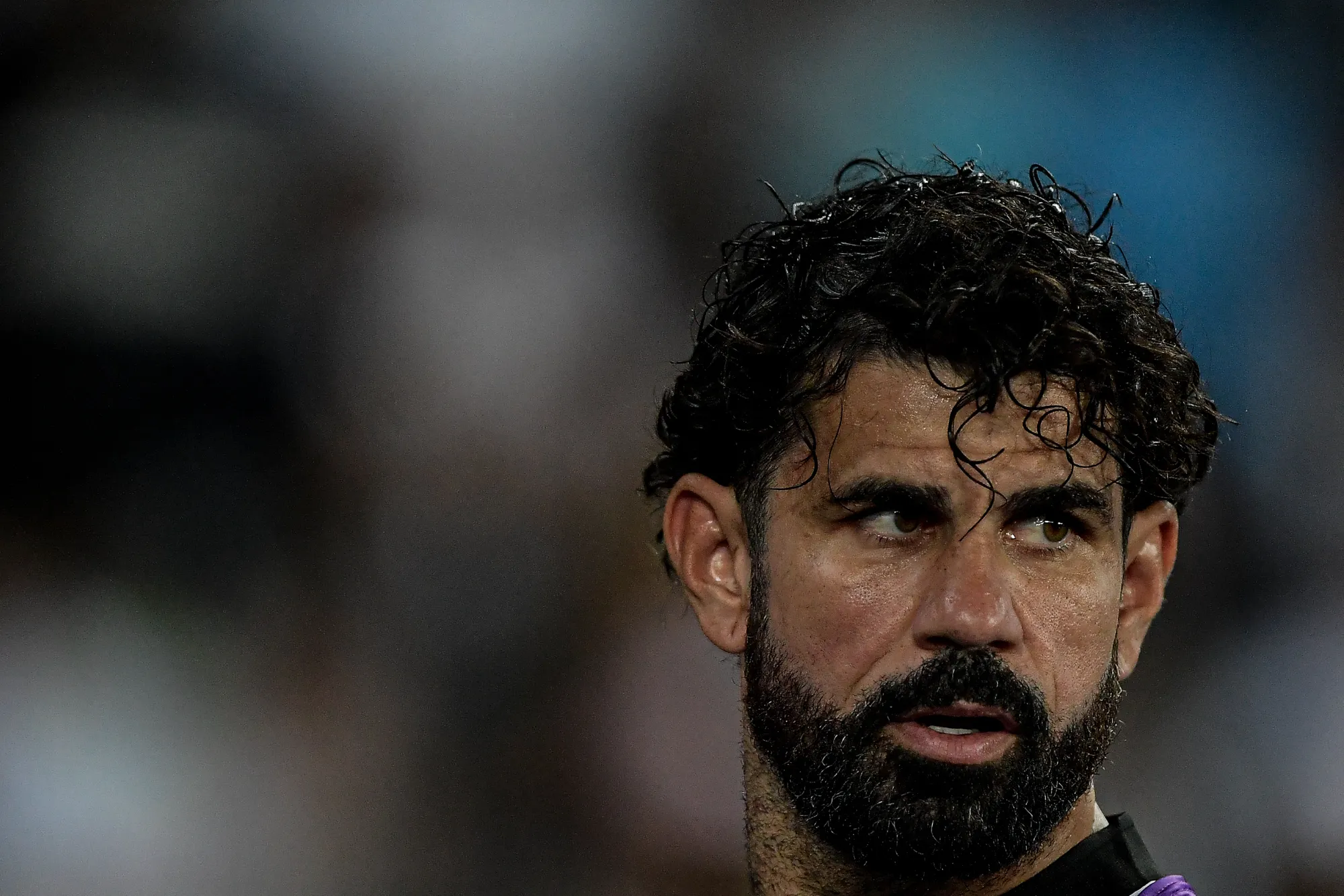 Diego Costa durante aquecimento antes da partida contra o Defensa y Justicia no estadio Engenhao pelo campeonato Copa Sul-Americana 2023. Foto: Thiago Ribeiro/AGIF