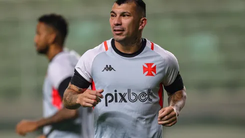 Foto: Thiago Ribeiro/AGIF - Medel fala sobre seus planos para 2024.