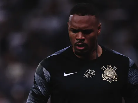 Carlos Miguel se decide nos bastidores e revela onde vai jogar em 2024