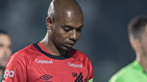 Fluminense quer parça de Fernandinho para 2024. Foto: Isabela Azine/AGIF