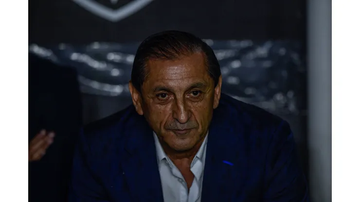 RJ - RIO DE JANEIRO - 28/11/2023 - BRASILEIRO A 2023, VASCO X CORINTHIANS - Ramon Diaz tecnico do Vasco durante partida contra o Corinthians no estadio Sao Januario pelo campeonato Brasileiro A 2023. Foto: Thiago Ribeiro/AGIF