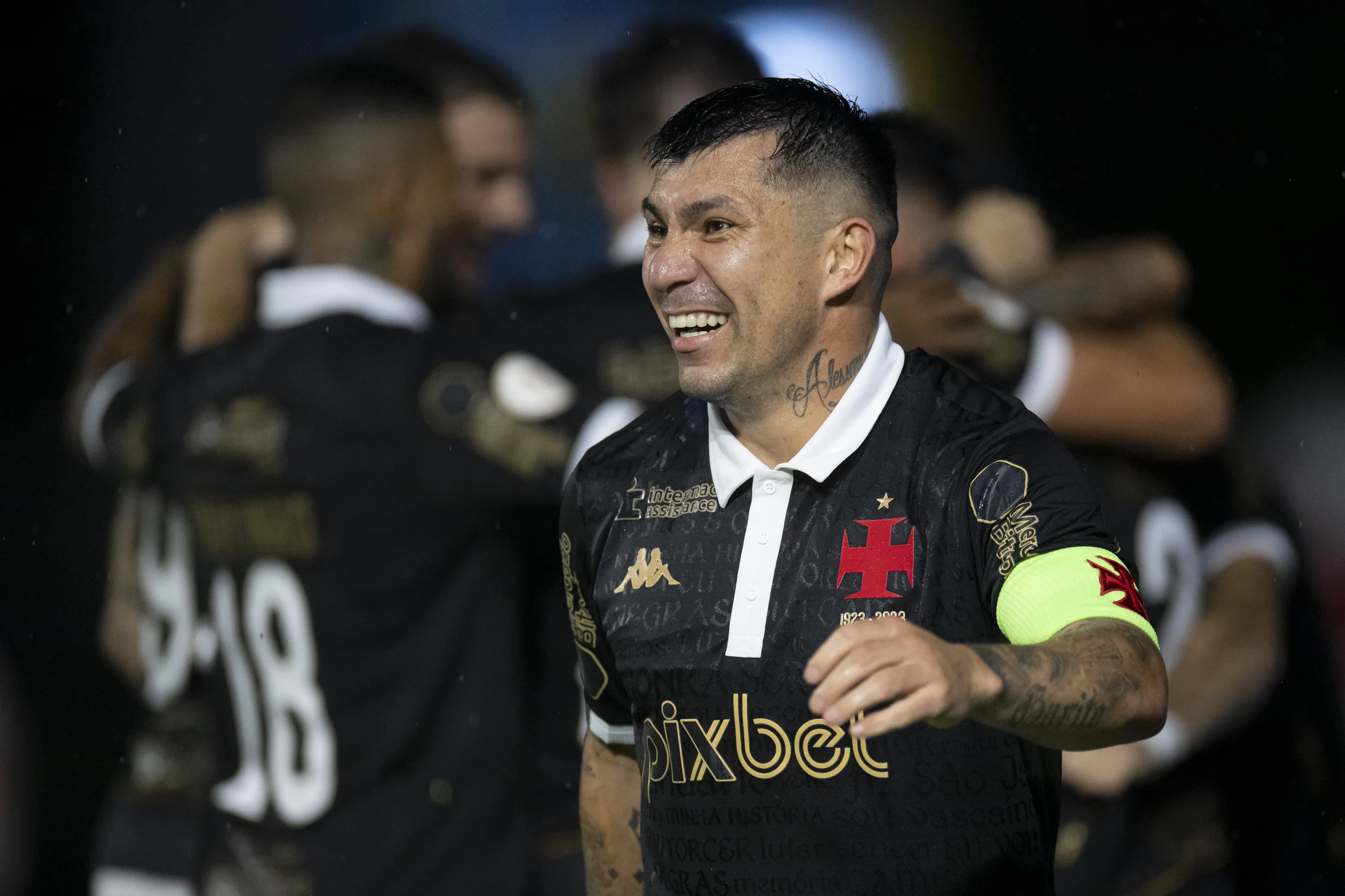 Medel vai estar em campo – Foto: Jorge Rodrigues/AGIF.