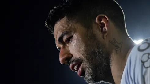 Foto: Thiago Ribeiro/AGIF – Suárez em partida do Grêmio pelo Campeonato Brasileiro