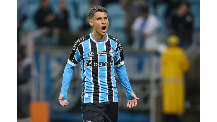 Ferreira jogador do Grêmio Foto: Pedro H. Tesch/AGIF