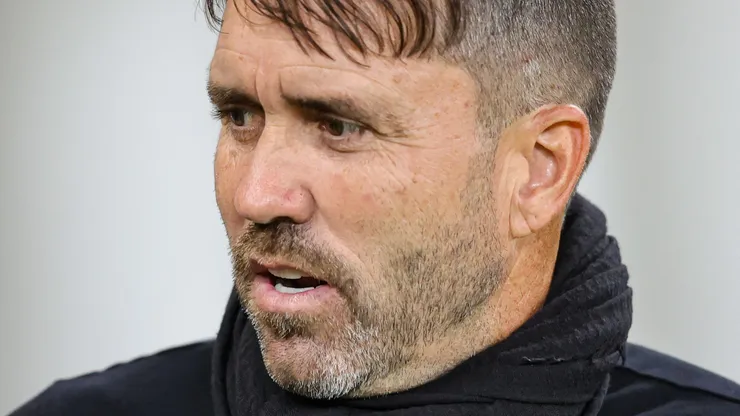 Eduardo Coudet durante partida contra o Internacional no estádio Mineirão pelo campeonato BRASILEIRO A 2023. Foto: Gilson Junio/AGIF