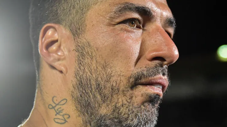 Luis Suarez comemora vitória ao final da partida contra o Botafogo no estádio São Januário pelo campeonato Brasileiro A 2023. Foto: Thiago Ribeiro/AGIF