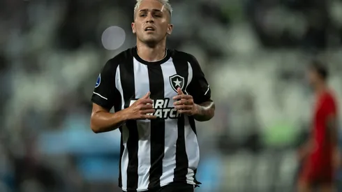 Foto: Jorge Rodrigues/AGIF - Diego Hernández tem desempenho abaixo do esperado.