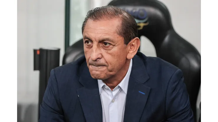 PR - CURITIBA - 25/11/2023 - BRASILEIRO A 2023, ATHLETICO-PR X VASCO - Ramon Diaz tecnico do Vasco durante partida contra o Athletico-PR no estadio Arena da Baixada pelo campeonato Brasileiro A 2023. Foto: Robson Mafra/AGIF