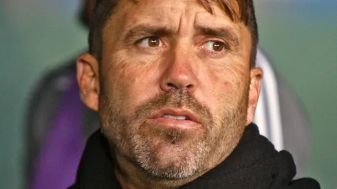 Eduardo Coudet durante partida contra o Coritiba no estádio Couto Pereira pelo campeonato BRASILEIRO A 2023. Foto: Gabriel Machado/AGIF