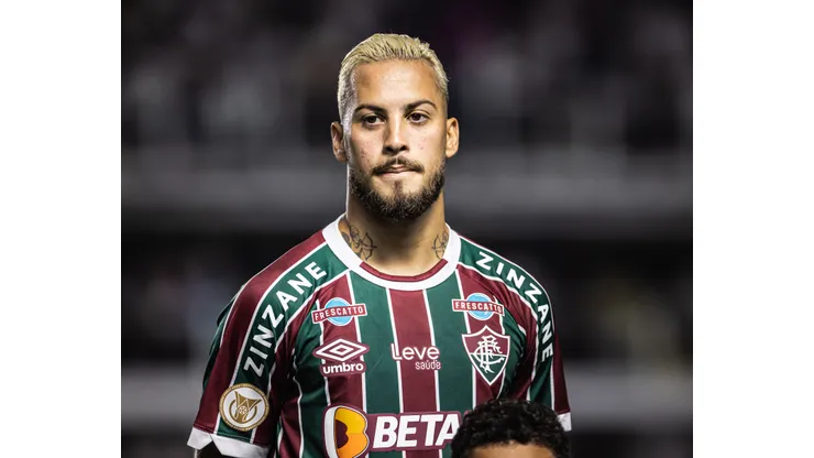 Guga jogador do Fluminense durante partida contra o Santos no estádio Vila Belmiro pelo campeonato Brasileiro A 2023. Foto: Abner Dourado/AGIF