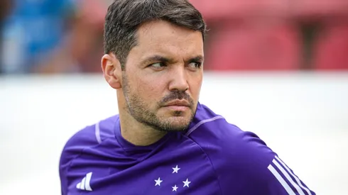 Nicolás Larcamón, técnico do Cruzeiro. Foto: Gilson Lobo/AGIF