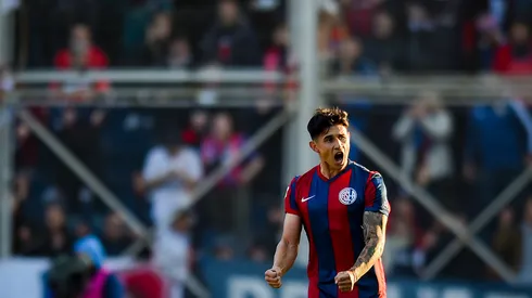 San Lorenzo toma decisão sobre Adam Bareiro e avisa ao Athletico. Foto: Marcelo Endelli/Getty Images