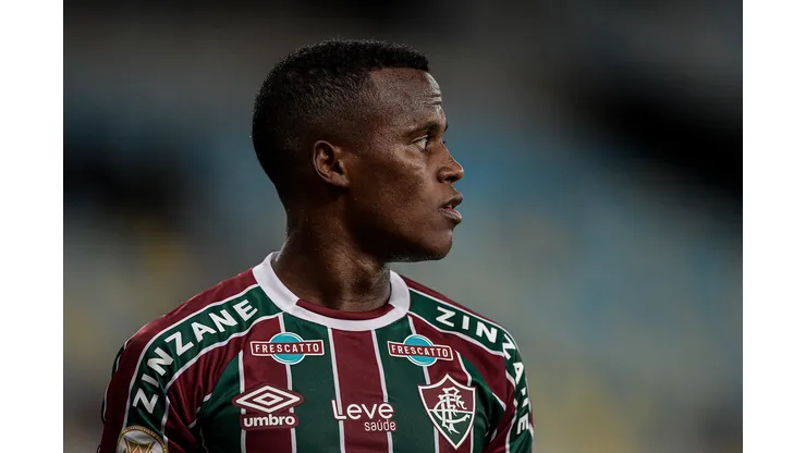 Foto: Thiago Ribeiro/AGIF - Arias toma decisão fundamental sobre seu futuro.