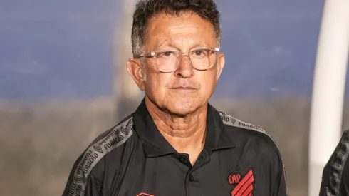 Foto: Robson Mafra/AGIF – Osório toma atitude importante no Athletico.