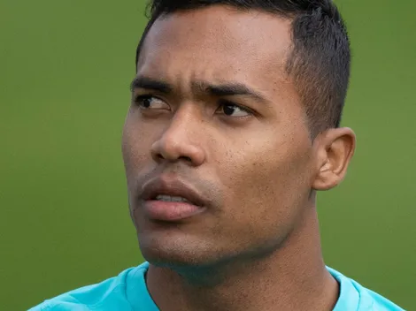 BOMBA! Torcida recebe 'info quente' envolvendo possível contratação de Alex Sandro