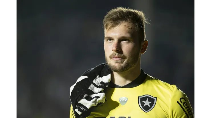 Lucas Perri em sua passagem pelo Botafogo. Foto: Jorge Rodrigues/AGIF