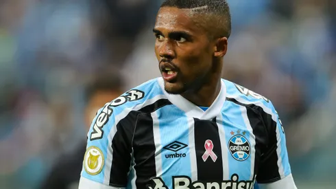 Douglas Costa jogador do Gremio durante partida contra o Cuiaba no estadio Arena do Gremio pelo campeonato Brasileiro A 2021. Pedro H. Tesch/AGIF