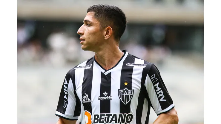 Foto: Fernando Moreno/AGIF - Savarino fala sobre acerto com o Botafogo.