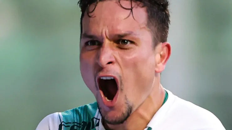 Artur jogador do Palmeiras comemora seu gol durante partida contra o América-MG no estádio Independência pelo campeonato Brasileiro A 2023. Foto: Gilson Lobo/AGIF