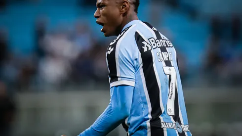RS – Porto Alegre – 09/08/2022 – BRASILEIRO B 2022, GREMIO X OPERARIO – Campaz jogador do Gremio comemora seu gol durante partida contra o Operario no estadio Arena do Gremio pelo campeonato Brasileiro B 2022. Foto: Maxi Franzoi/AGIF