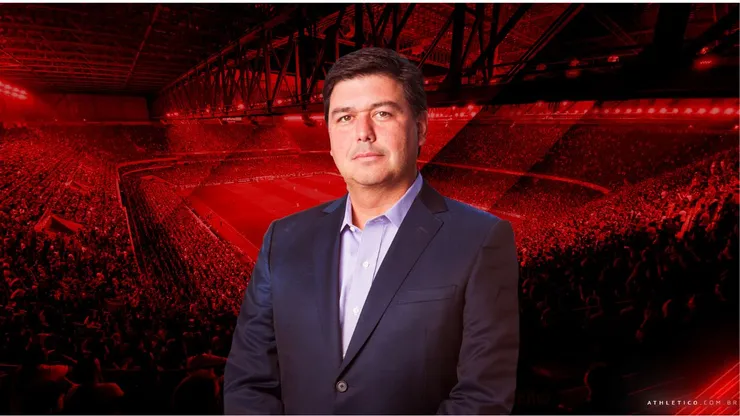 Leitão abre o jogo sobre reforços. Foto: Divulgação/Twitter perfil oficial Athletico-PR