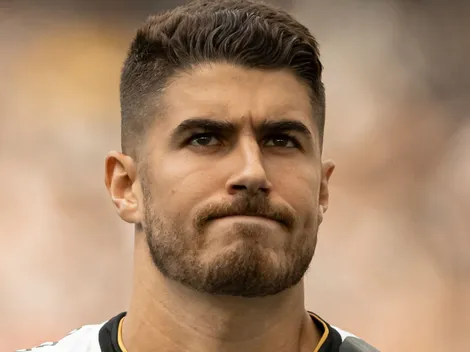 ACABOU DE SER FEITO! Pedro Raul 'sofre' em possível vinda ao Corinthians 