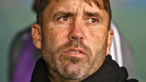 Eduardo Coudet técnico do Atlético-MG durante partida contra o Coritiba no estádio Couto Pereira pelo campeonato BRASILEIRO A 2023. Foto: Gabriel Machado/AGIF