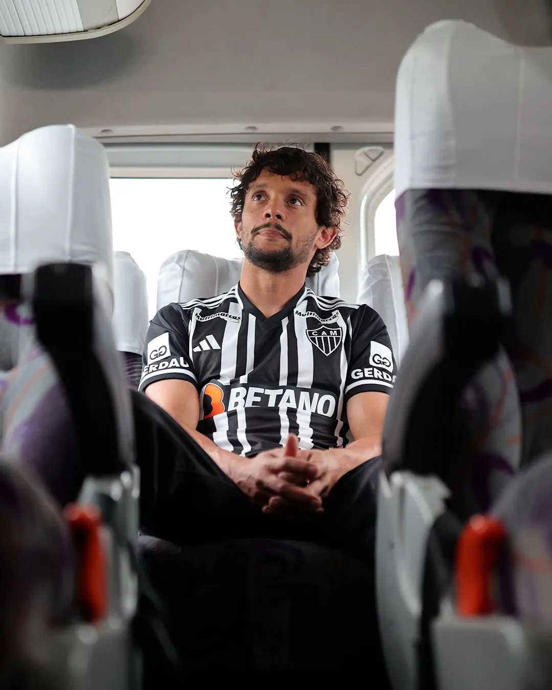 Gustavo Scarpa foi o único reforço anunciado pelo Galo. Foto: reprodução “X” Atlético-MG