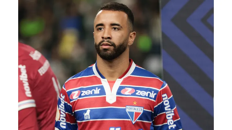 Bahia quer contratar Caio Alexandre. Foto: Robson Mafra/AGIF