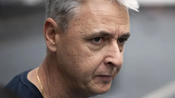 Tiago Nunes técnico do Botafogo durante partida contra o Santos no estádio Engenhão pelo campeonato Brasileiro A 2023. Foto: Jorge Rodrigues/AGIF