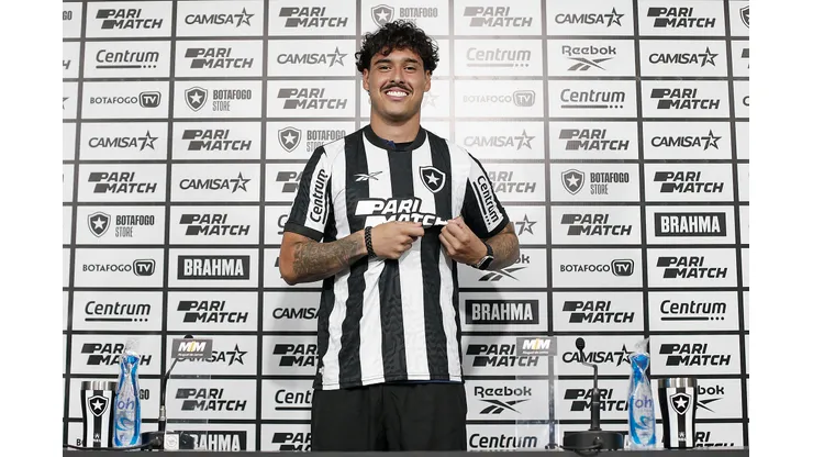Foto: Vitor Silva/Botafogo - Valores de Lucas Halter vem à tona.