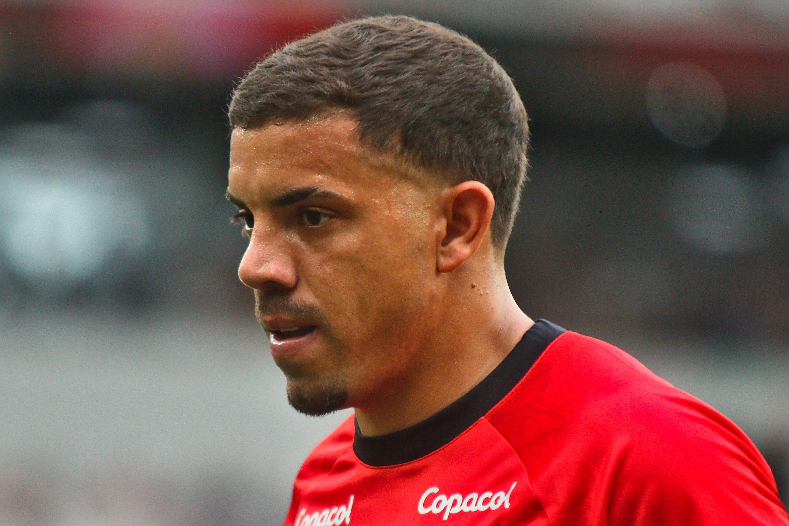 David Terans jogador do Athletico-PR durante partida contra o Maringa no estadio Arena da Baixada pelo campeonato Paranaense 2023. Foto: Gabriel Machado/AGIF
