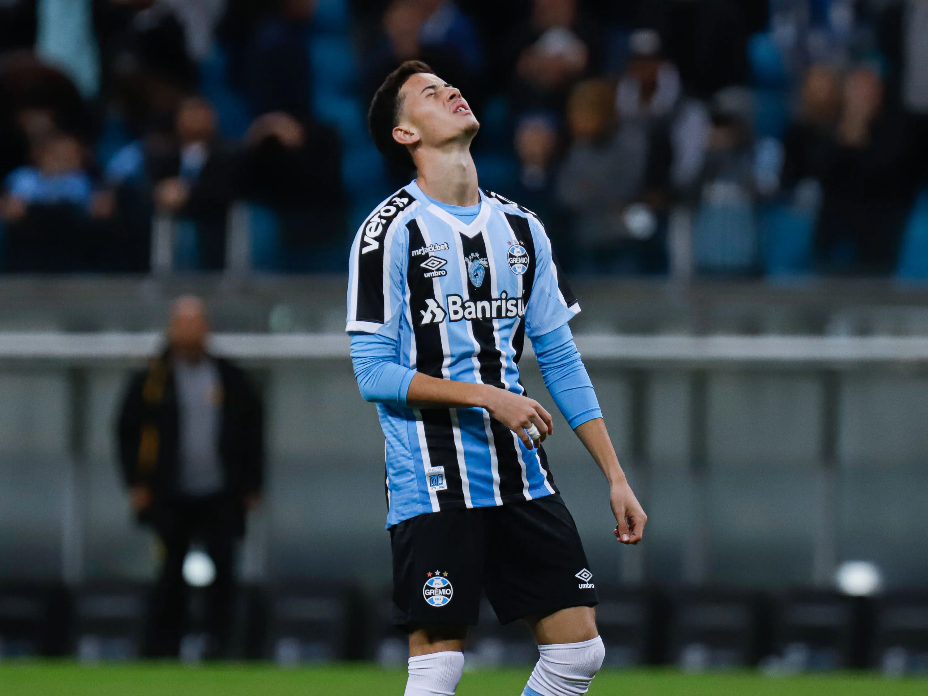 Gabriel Silva não faz parte dos planos do Grêmio. Foto: Maxi Franzoi/AGIF