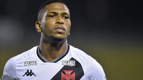 Juninho optou por deixar o Vasco – Foto: Thiago Ribeiro/AGIF