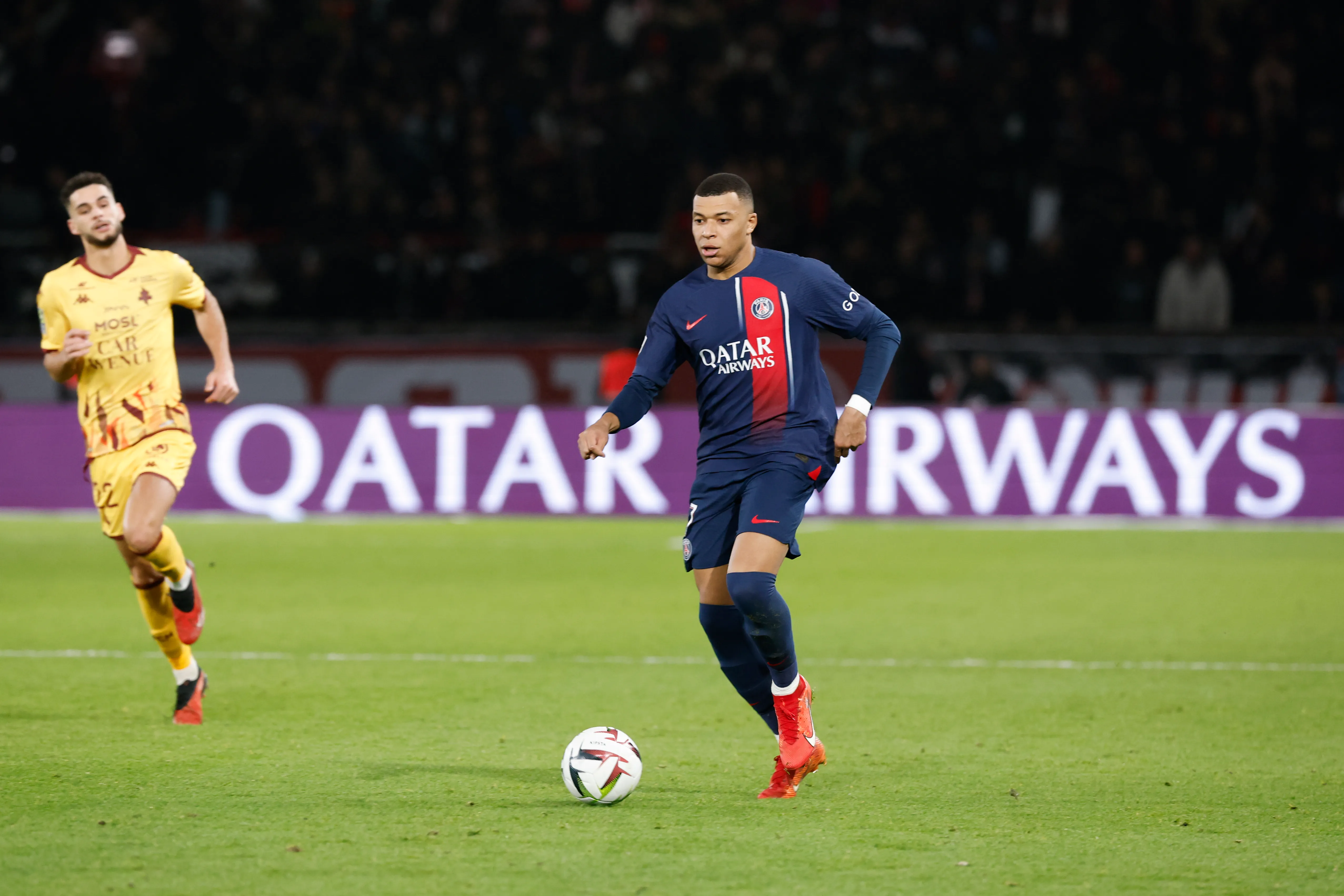 Futuro de Mbappé segue em aberto. Foto: Catherine Steenkeste/Getty Images for Qatar Airways