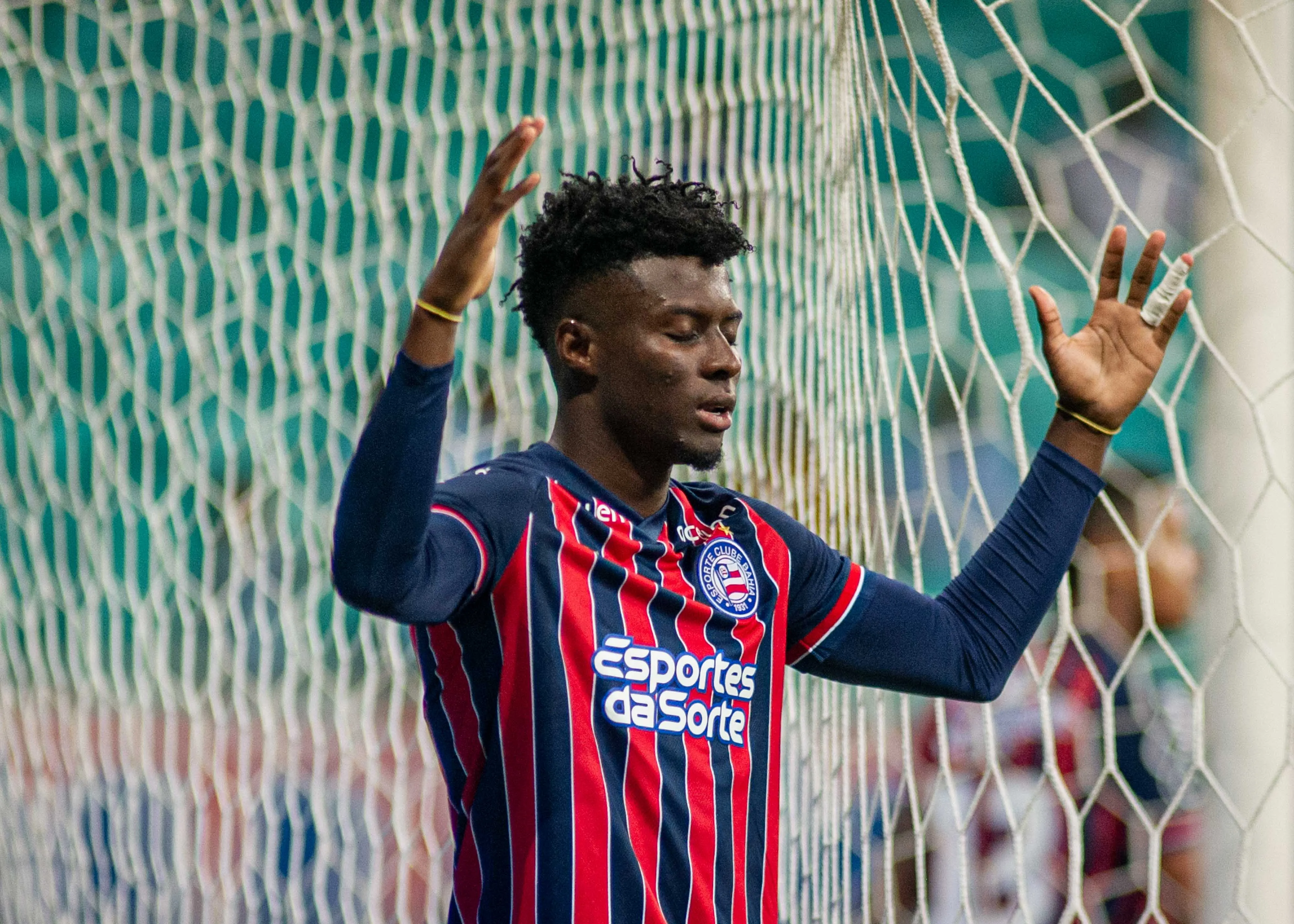 Chávez será emprestado ao Lens, da França. Foto: Jhony Pinho/AGIF