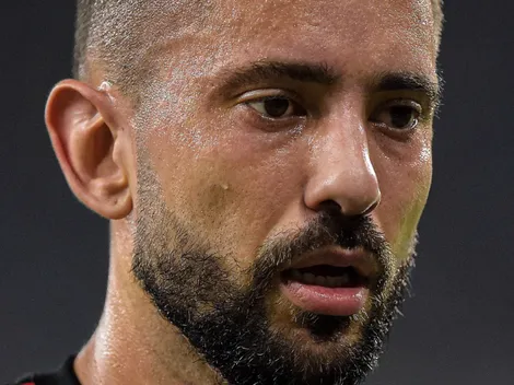 AGORA! Torcida do Bahia faz projeção de 'assustar' rival envolvendo Éverton