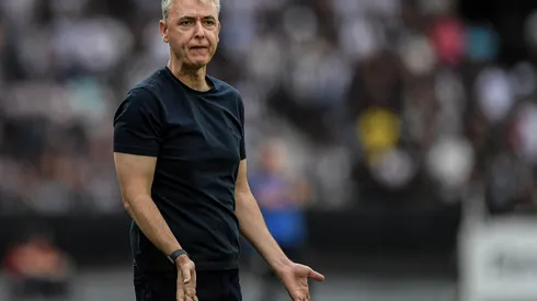 Tiago Nunes, técnico do Botafogo. Foto: Thiago Ribeiro/AGIF