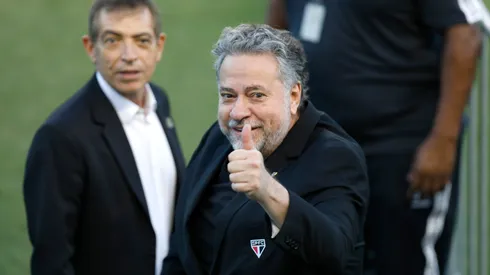 Casares recebe oferta para vender defensor. Foto: Ricardo Moreira/Getty Images