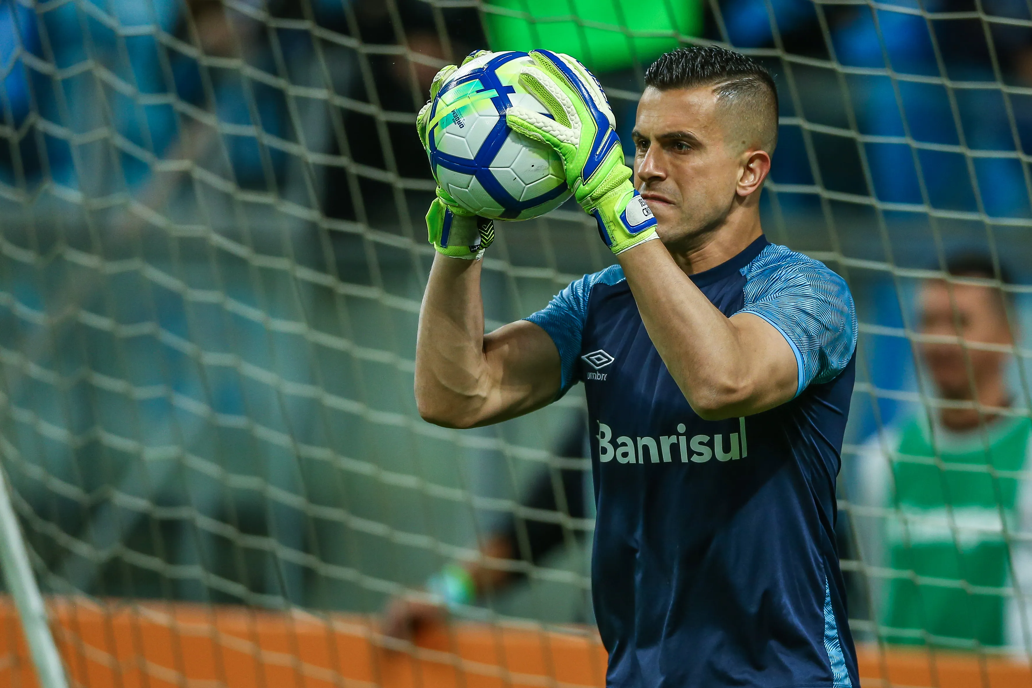 Grêmio está de olho na situação de Marcelo Grohe. Foto: Lucas Uebel/Getty Images