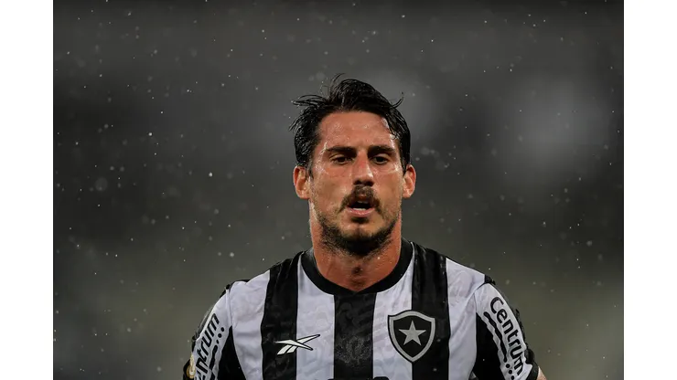 Foto: Thiago Ribeiro/AGIF - Gabriel Pires tem situação atualizada.
