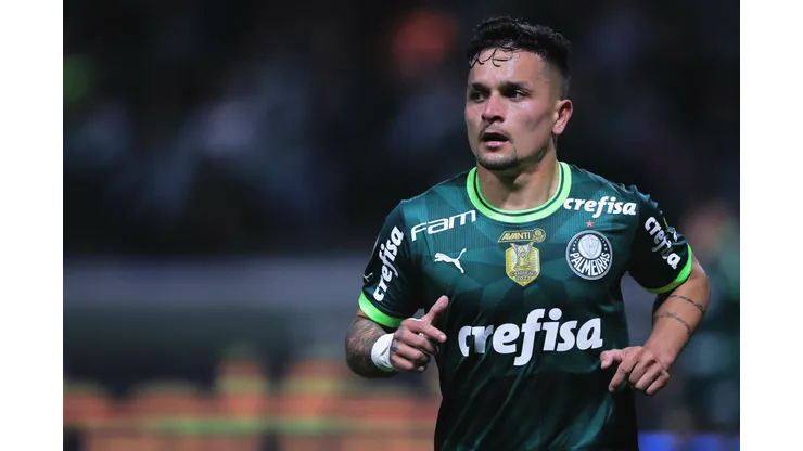 Novidade sobre Artur agita o Palmeiras. Foto: Ettore Chiereguini/AGIF