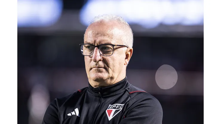 Zagueiro que já atuou com Dorival quer voltar ao São Paulo. Foto: Abner Dourado/AGIF