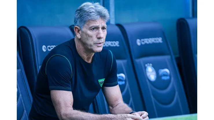 Treinador não ficou a beira do campo - Foto: Maxi Franzoi/AGIF