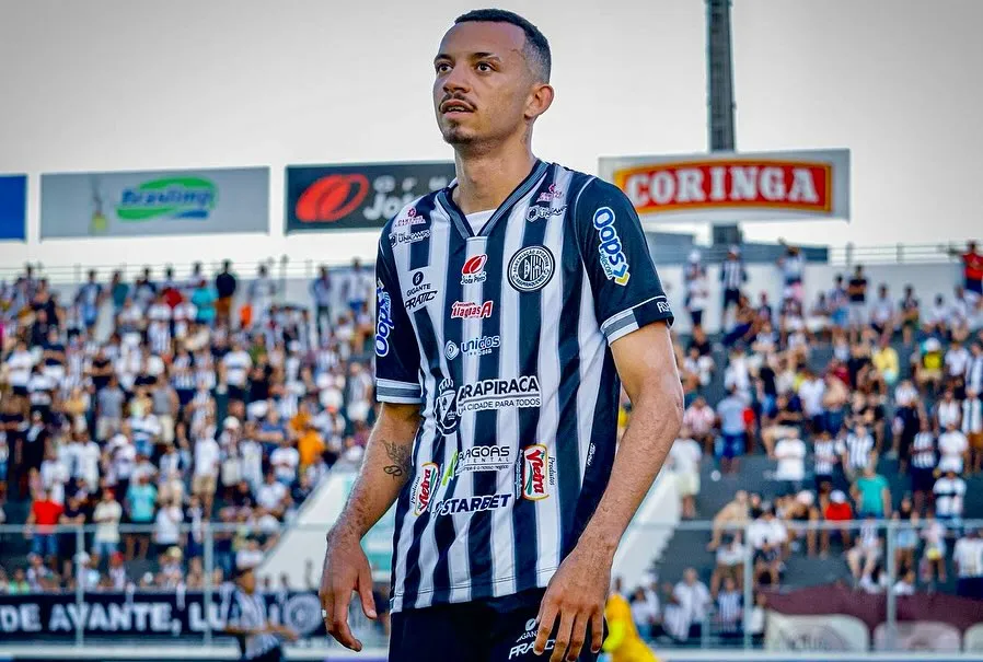 Gabriel chegou ao ASA nesta temporada - Foto: Lucas Silva Auditore/Instagram