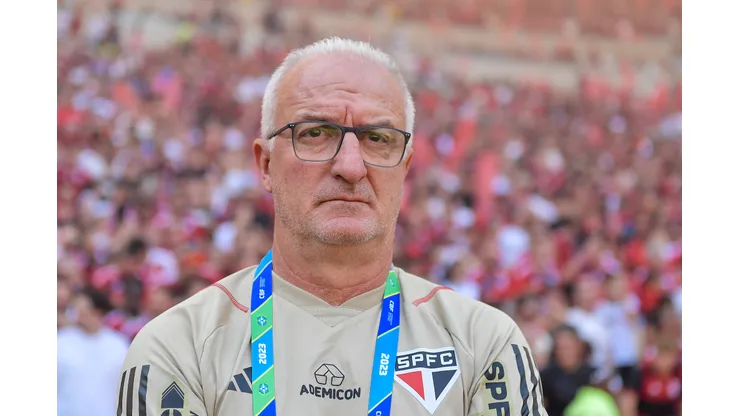 Dorival 'arranca' três profissionais do São Paulo. Foto: Thiago Ribeiro/AGIF