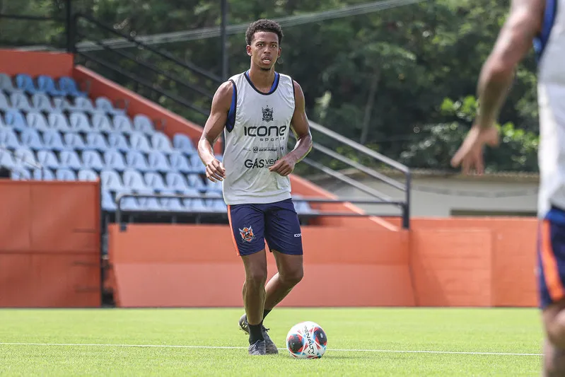Foto: Reprodução/Vitor Melo/Nova Iguaçu FC – Carlinhos