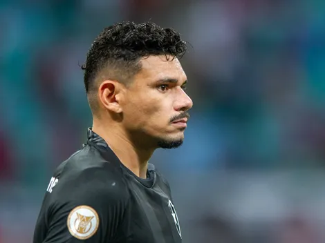 Comentarista reage a críticas a Tiquinho Soares e deixa aviso a torcida do Botafogo