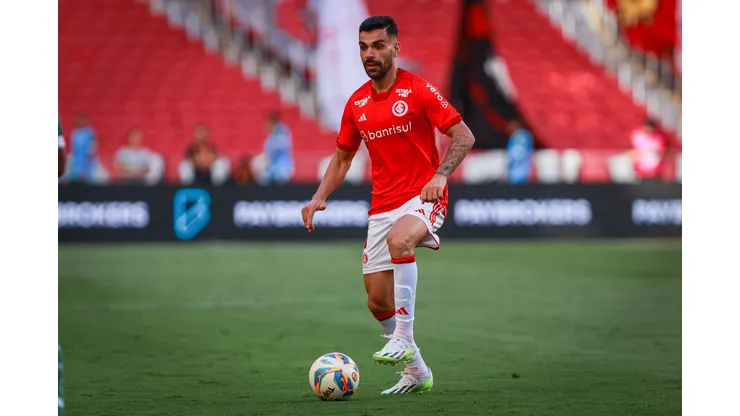 Bruno Henrique deve colocar o Gre-Nal entre os titulares - Foto: Maxi Franzoi/AGIF