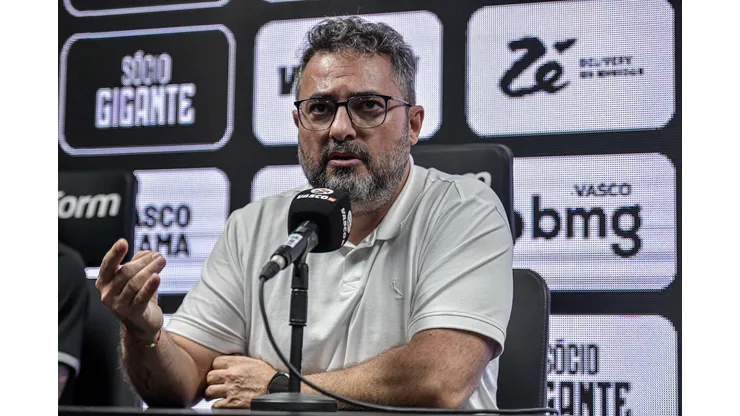 Foto: Thiago Ribeiro/AGIF - Alexandre Mattos tem alvos definidos no Vasco.